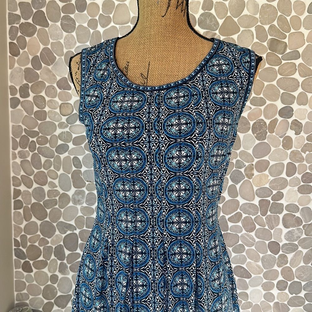 Max Studio Blue Patterned Dress - Picture 2 of 7